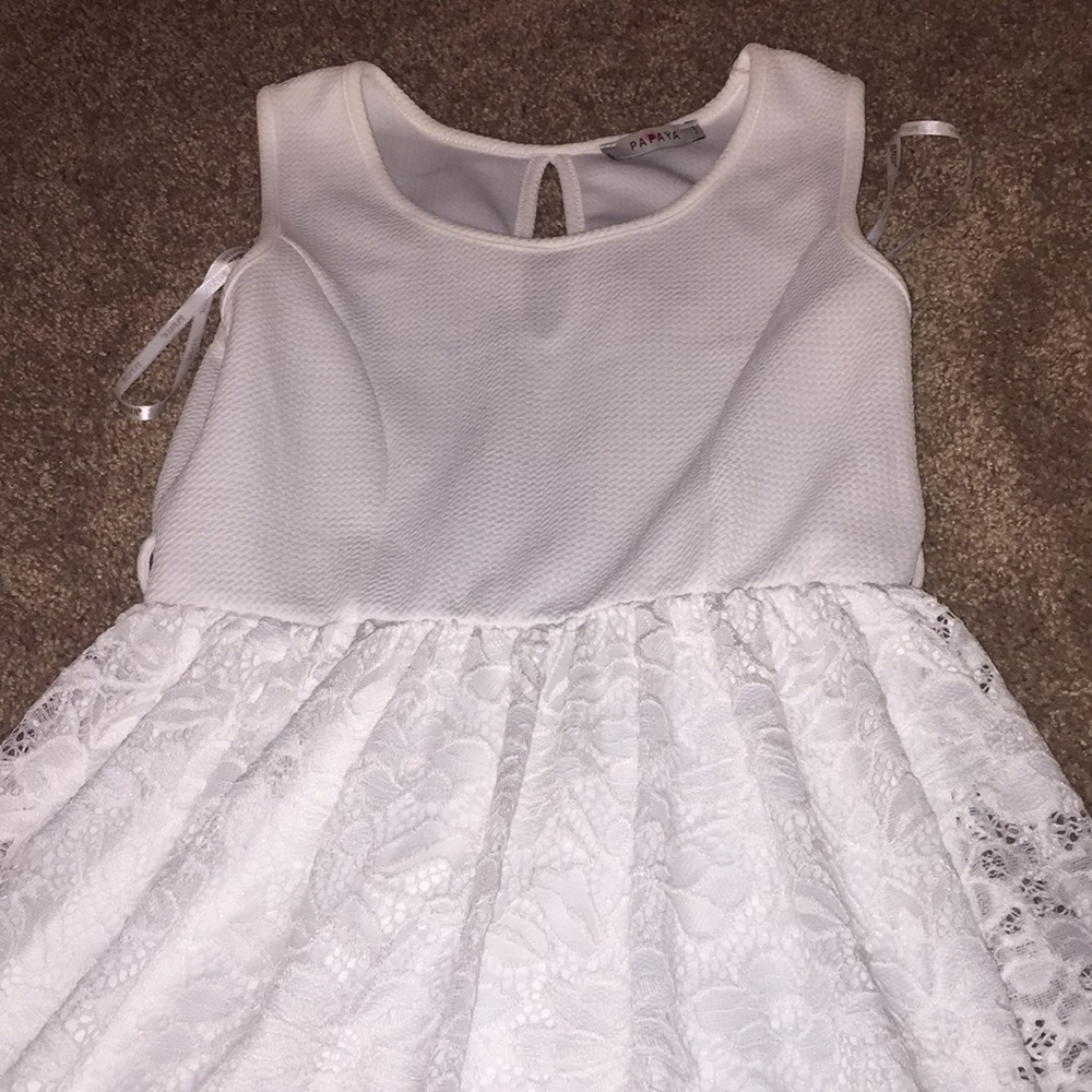 papaya white lace dress!!